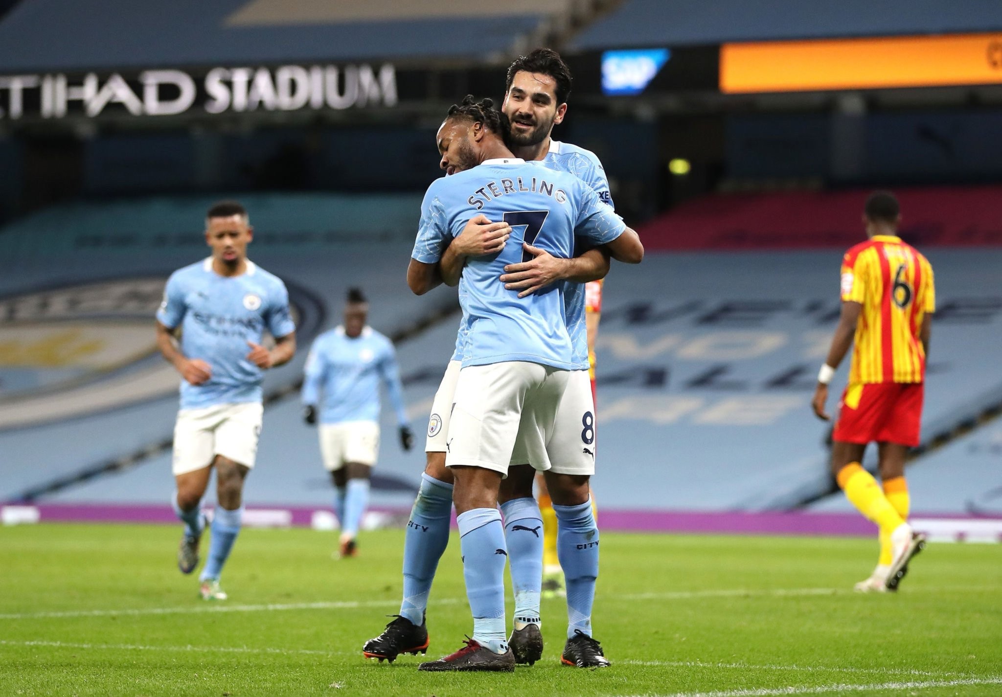 曼的关系 曼的关系